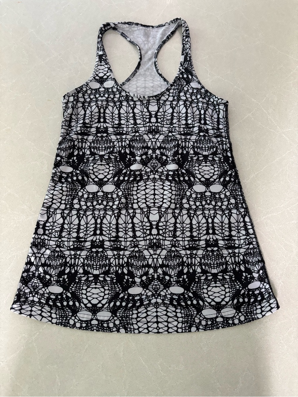 Lululemon Cool Racerback Tank Top Glacier Lace White Black Size 6 Classic Luxe